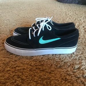 Nike Janoskis